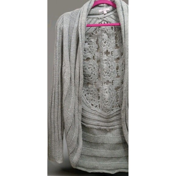 Romeo & Juliet Couture Cardigan M Gray Open Knit Lace Back Drape Boho Grannycore - Picture 2 of 8